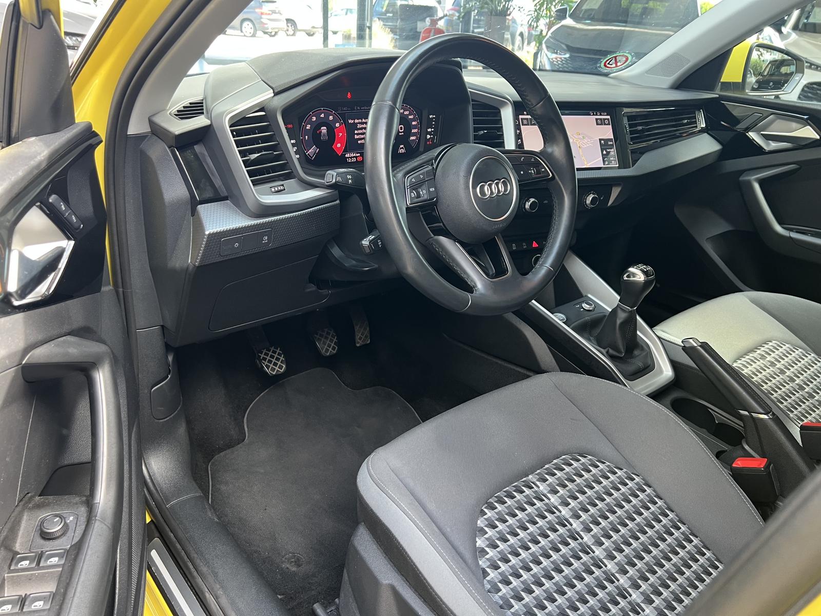 Audi A1 30 TFSI Citycarver PDC Navi SHZ digital Tacho, миниатюра 7