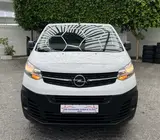 Opel Vivaro Edition Lang L3 2.0 D 90 KW AHK Klima PDC - Opel Gebrauchtwagen in Leverkusen