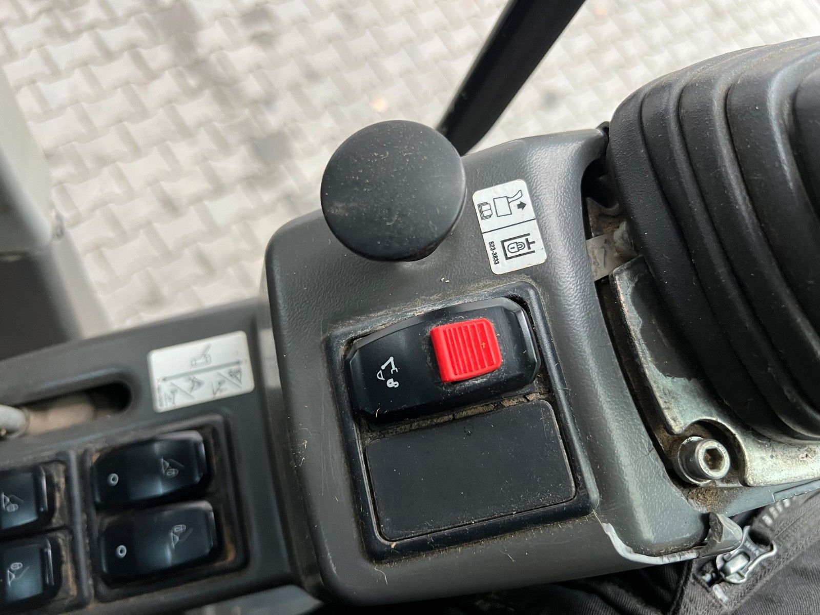 Fahrzeugabbildung CAT MH3024 / MH 3024 / Greifer / 2018 / 10.735h