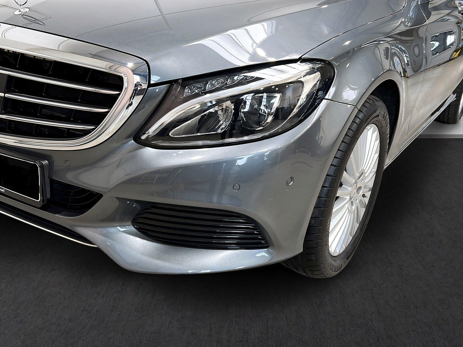 Mercedes-Benz C 180 T Exclusive+Distronic+LED+Kamera+Navi+SHZ