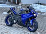 Yamaha R1 RN22 - YAMAHA R1 RN 22