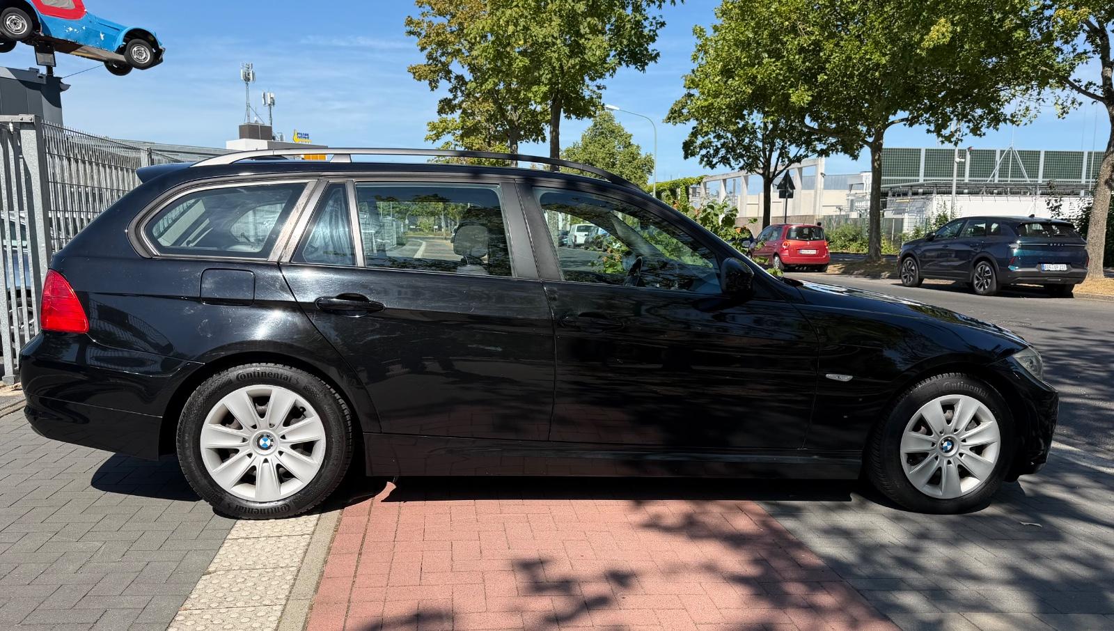 BMW 320 2008 — photo 8