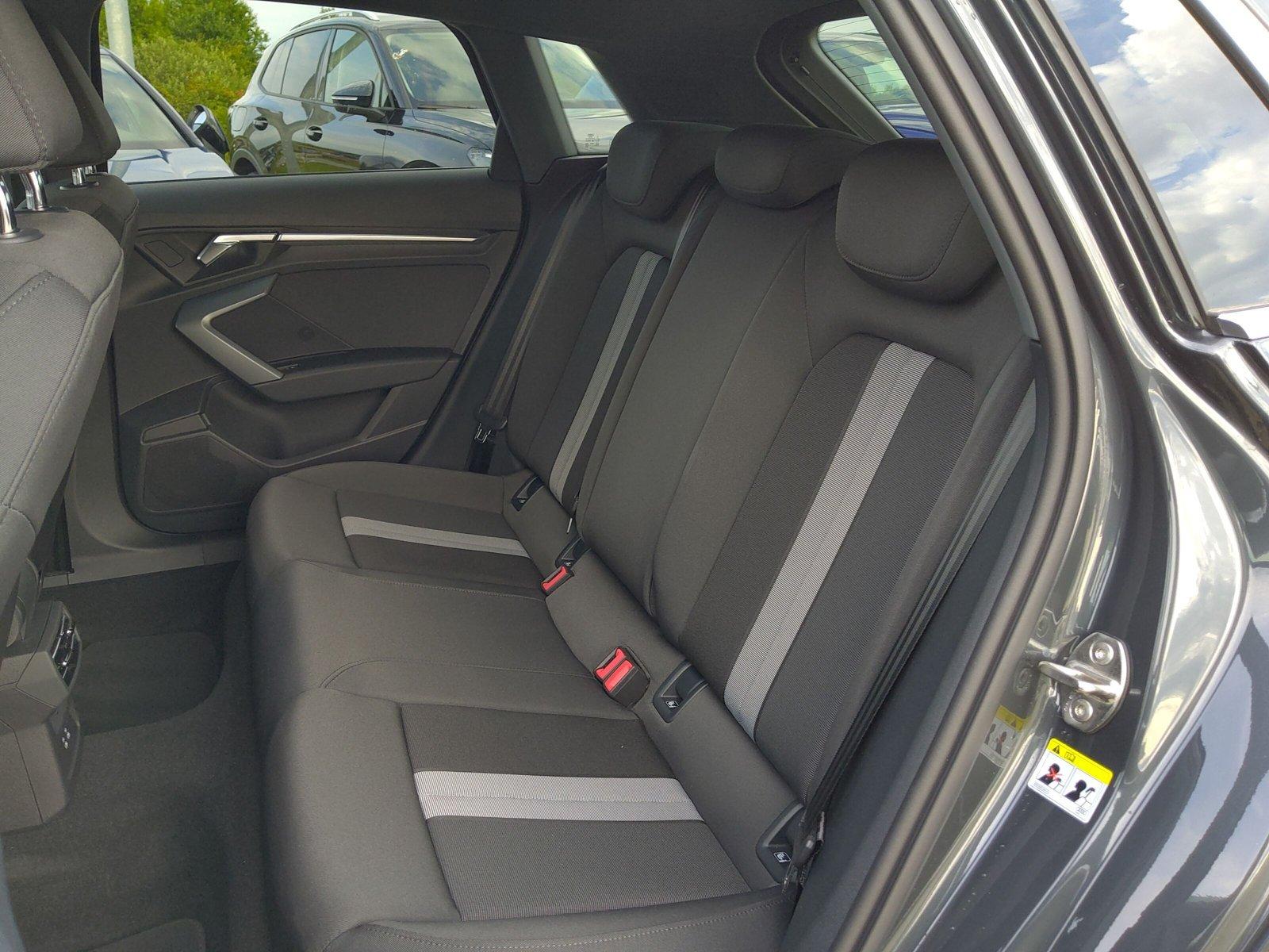 Audi A3 Sportback 35 TFSI Naviplus RearView Sitzh. LM, миниатюра 13