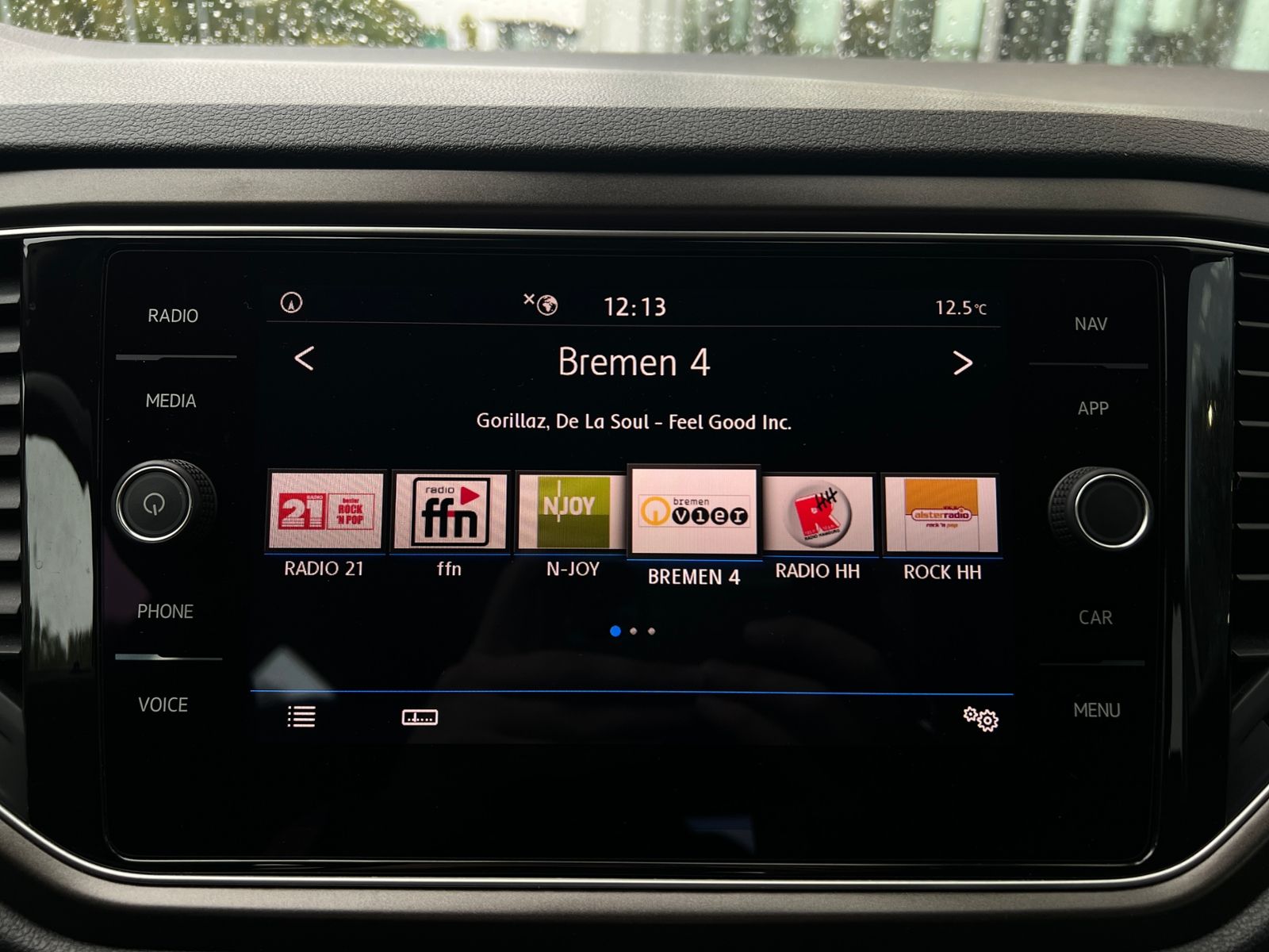 Fahrzeugabbildung Volkswagen T-Roc Style 1.5 TSI ACT DSG *AHK, ACC, Kamera*
