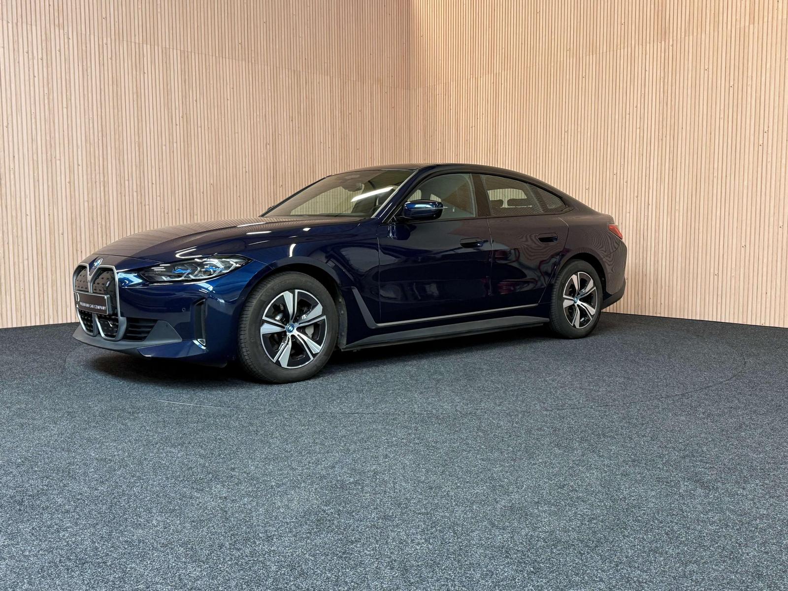 BMW i4 i4 Gran Coupe 83.9 kWh eDrive40| ACC| SHD| AH
