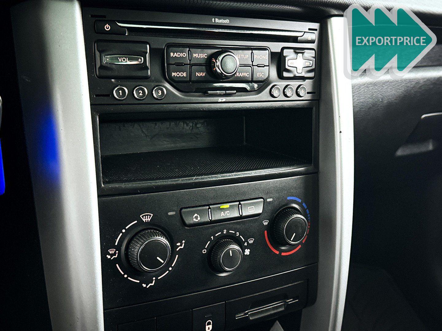 Peugeot 207 2009 — photo 18