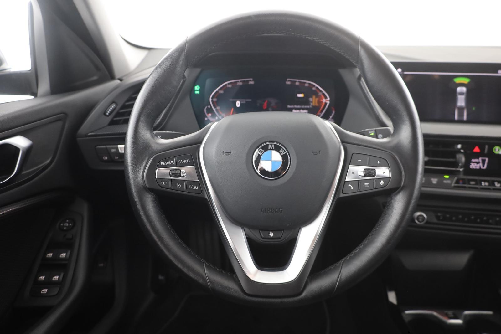BMW 1 Series i Sportline LED Navi Teilleder AHK DAB PDC, миниатюра 14