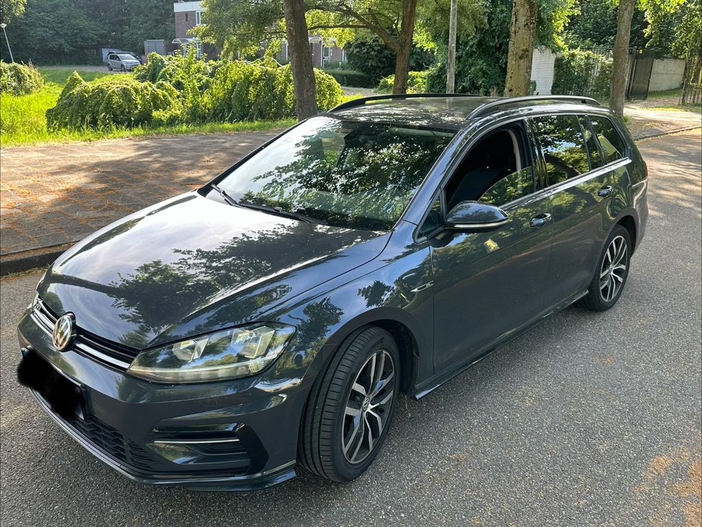 Image of Volkswagen Golf