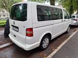 Volkswagen T5 Caravelle - Volkswagen T5 Shuttle: Privatanbieter