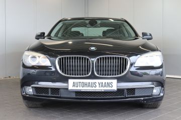 BMW 740d xDrive  HEAD UP+ACC+GSD