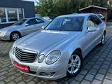 Mercedes-Benz E 200 K Lim. Aut Avantgarde*LEDER*AHK*XENON*NAVI - gebrauchte Mercedes-Benz E 200 aus dem Jahr 2008