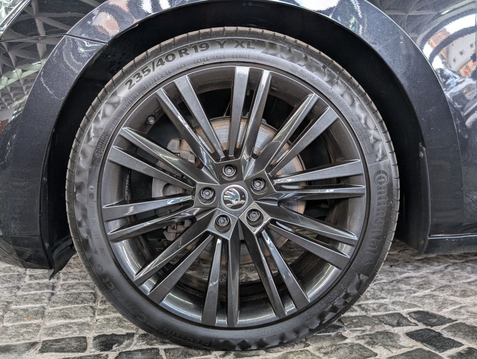 Fahrzeugabbildung SKODA Superb Premium Edition 2.0 TDI ACC VIRT MASSAGE