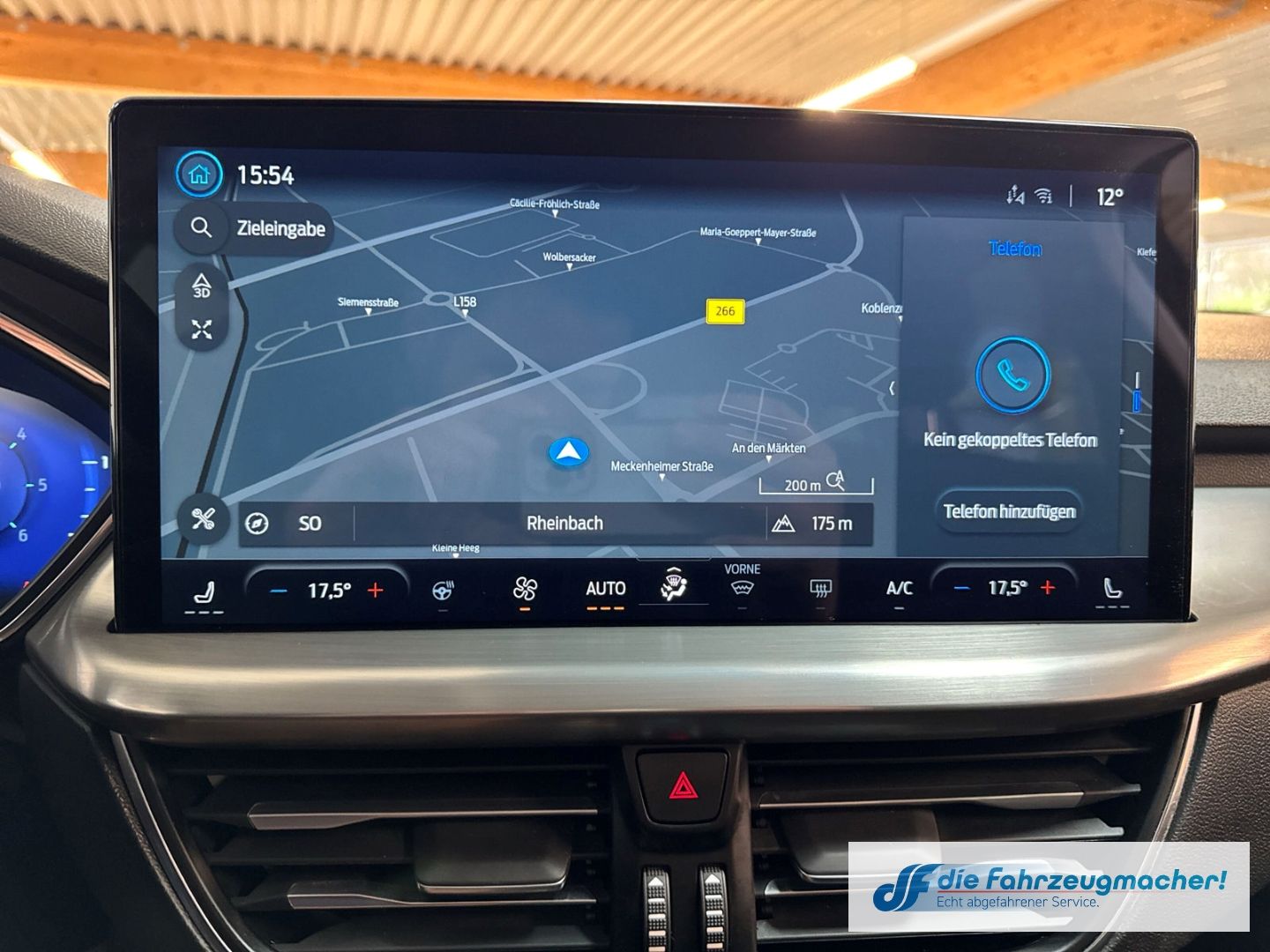 Fahrzeugabbildung Ford Focus Turnier Titanium X Navi Digitales Cockpit