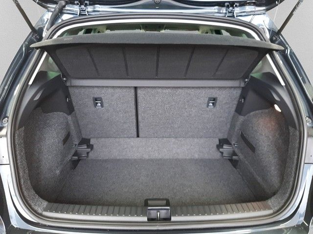 Fahrzeugabbildung Seat Arona Style 1.0TSI LED SitzHz 18"Alu Klimaaut.