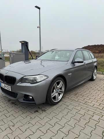 BMW 520d xDrive Touring A -