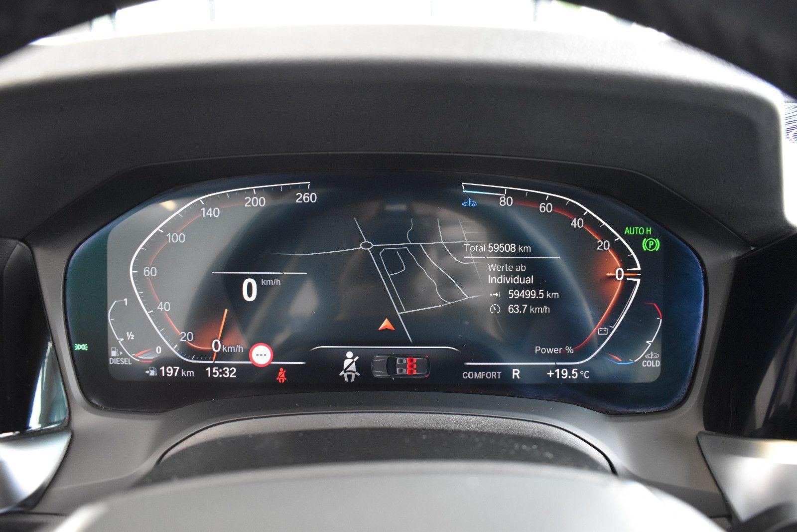 BMW 320d Touring Advantage Aut. LED~RFKam~ACC~LiveCo foto 15