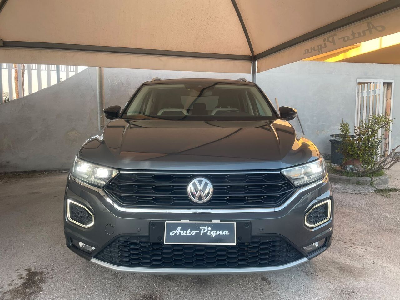 Volkswagen T-Roc 1.5 TSI ACT DSG Advanced BlueMo imagem 2