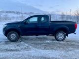 Nissan Navara Visia 2,3 dCi 163 Ps 6 MT 4x4 KC - blaue Nissan Navara