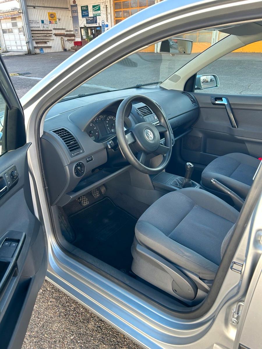 Volkswagen Polo 2004 — photo 10