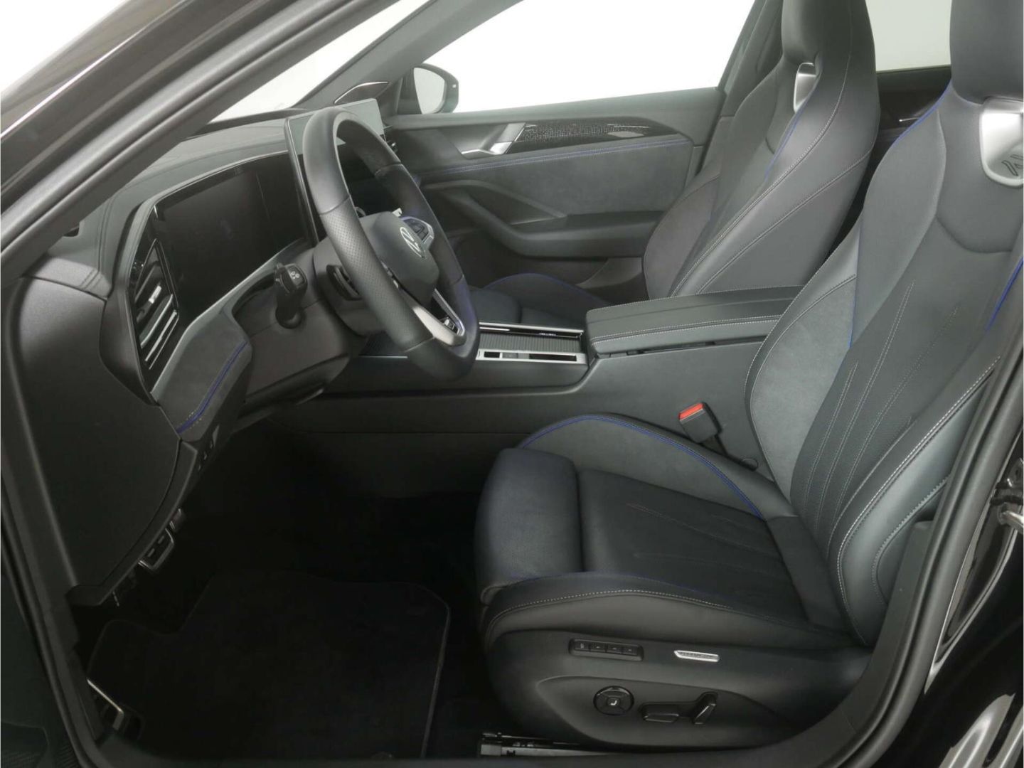 Volkswagen Passat - Bild 13