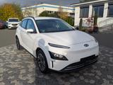 Hyundai Kona Select ACC CAM SHZ DAB AHK VC Werksgarantie - Hyundai KONA SUV