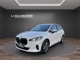 BMW 216i ActiveTourer PremiumPaket NP38879,- Parking - BMW: 38