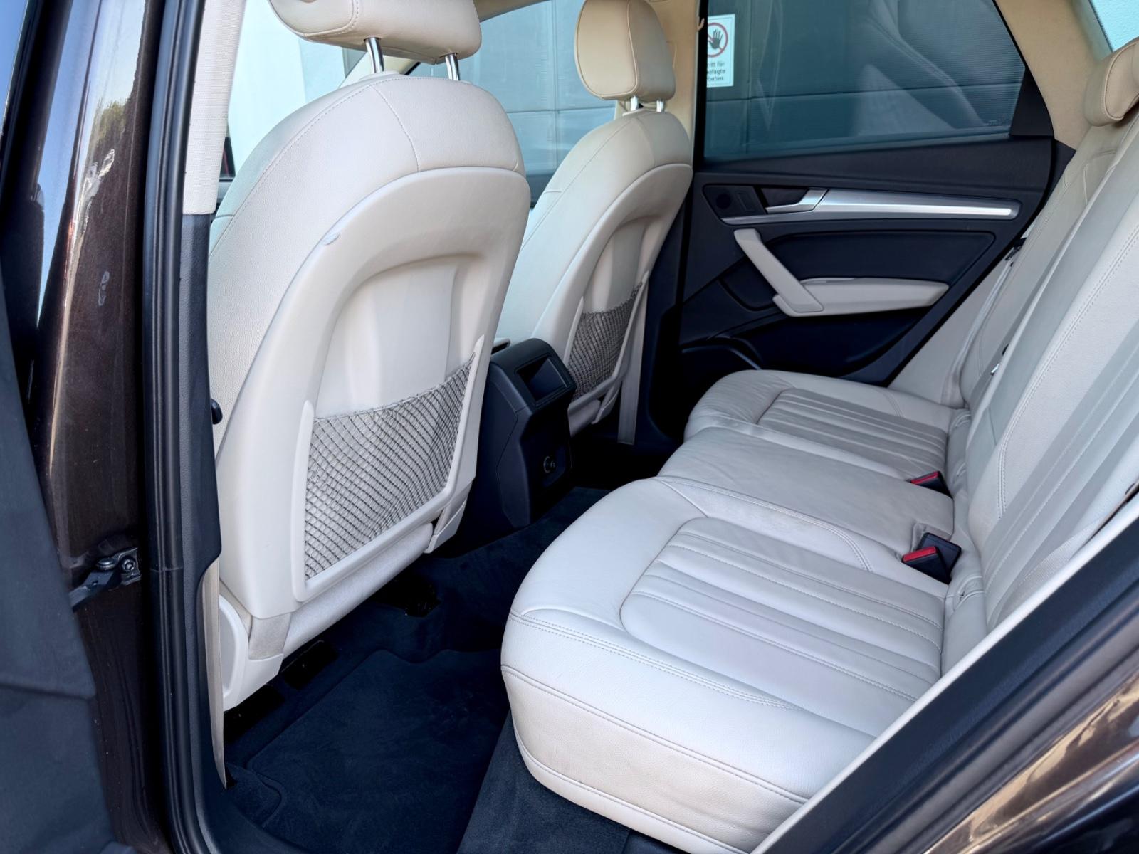 Audi Q5 2.0 TFSI quattro design /NAVI/LED/CAM/1.HAND/