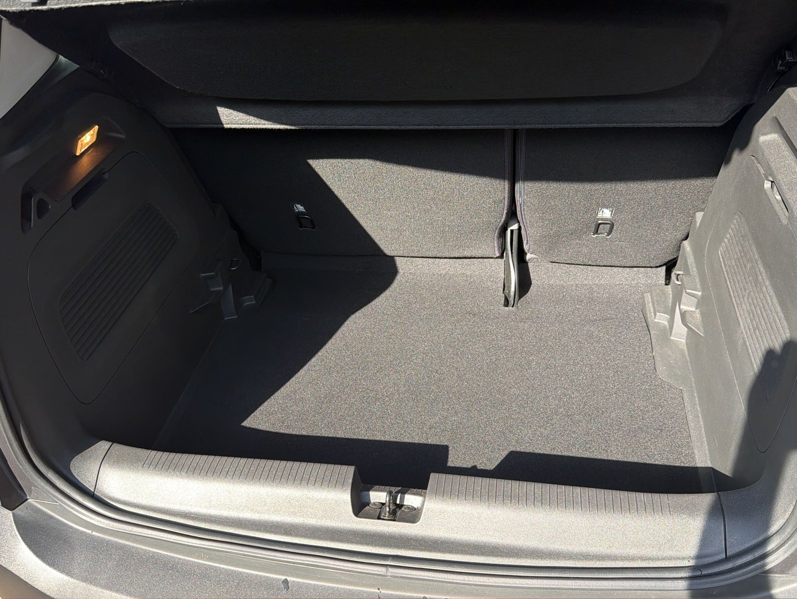 Fahrzeugabbildung Opel Crossland X Edition - 61 kW - Tempomat