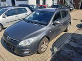 Hyundai i30 1.6 Tüv Neu 1.Vorbesitzer - gebrauchte Hyundai i30 aus dem Jahr 2007