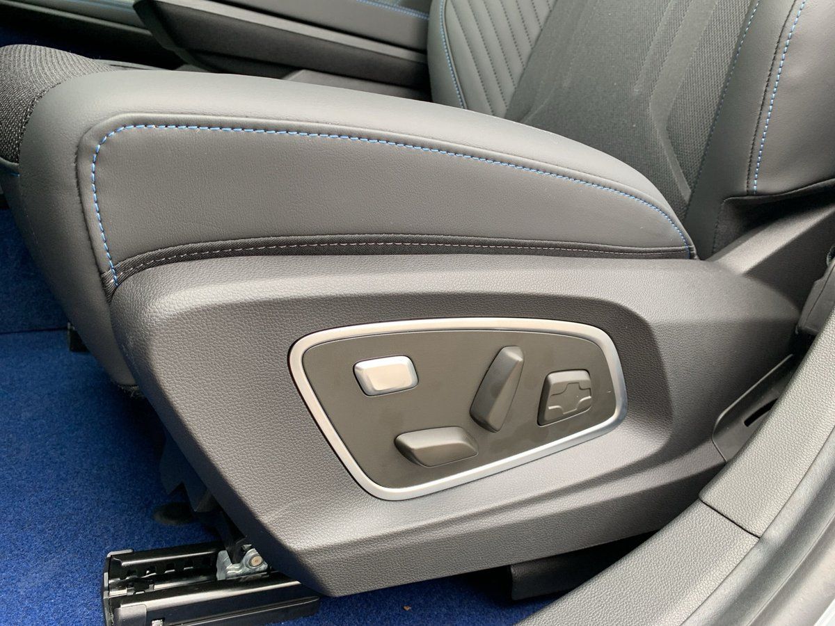 Renault Megane E-TECH - Bild 28