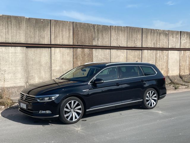 VW Passat 190PS DSG ACC LED  AHK CarPlay R-Line 4M