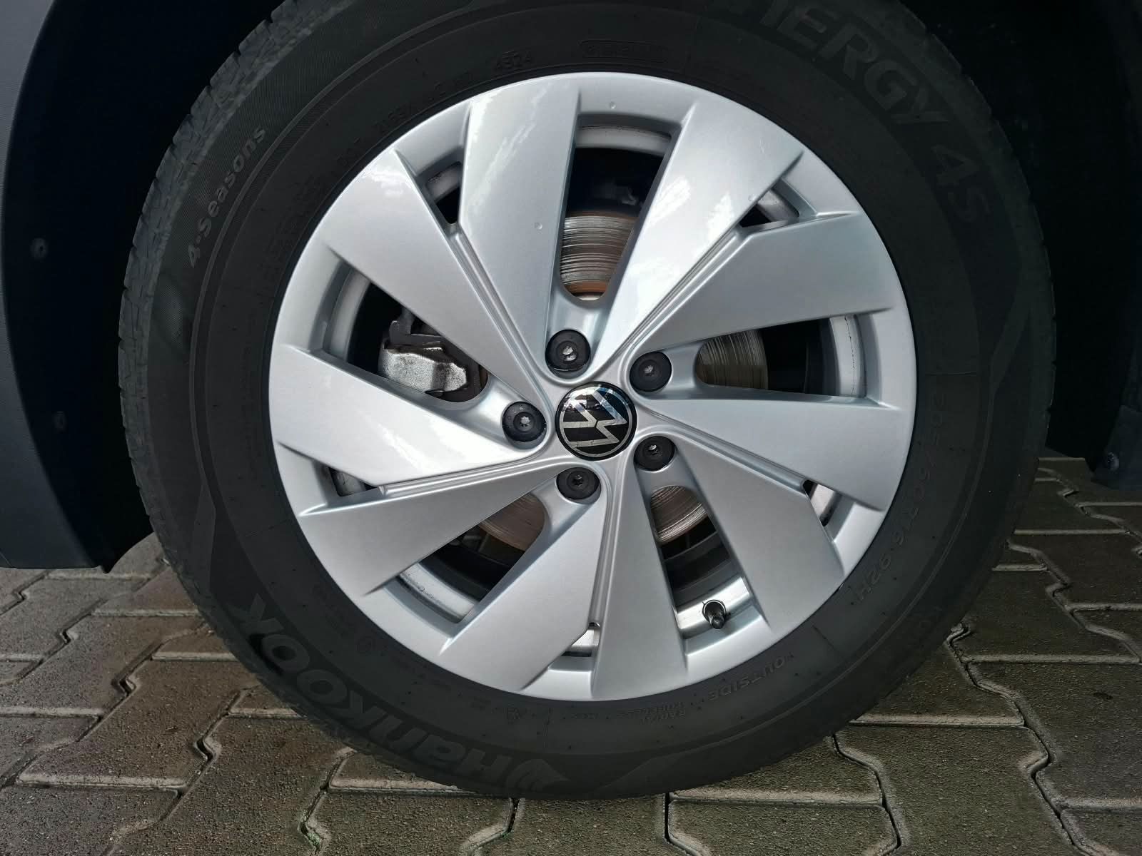 Fahrzeugabbildung Volkswagen T-Cross Life 1,0 TSI + Sitzheizung + ACC + LED