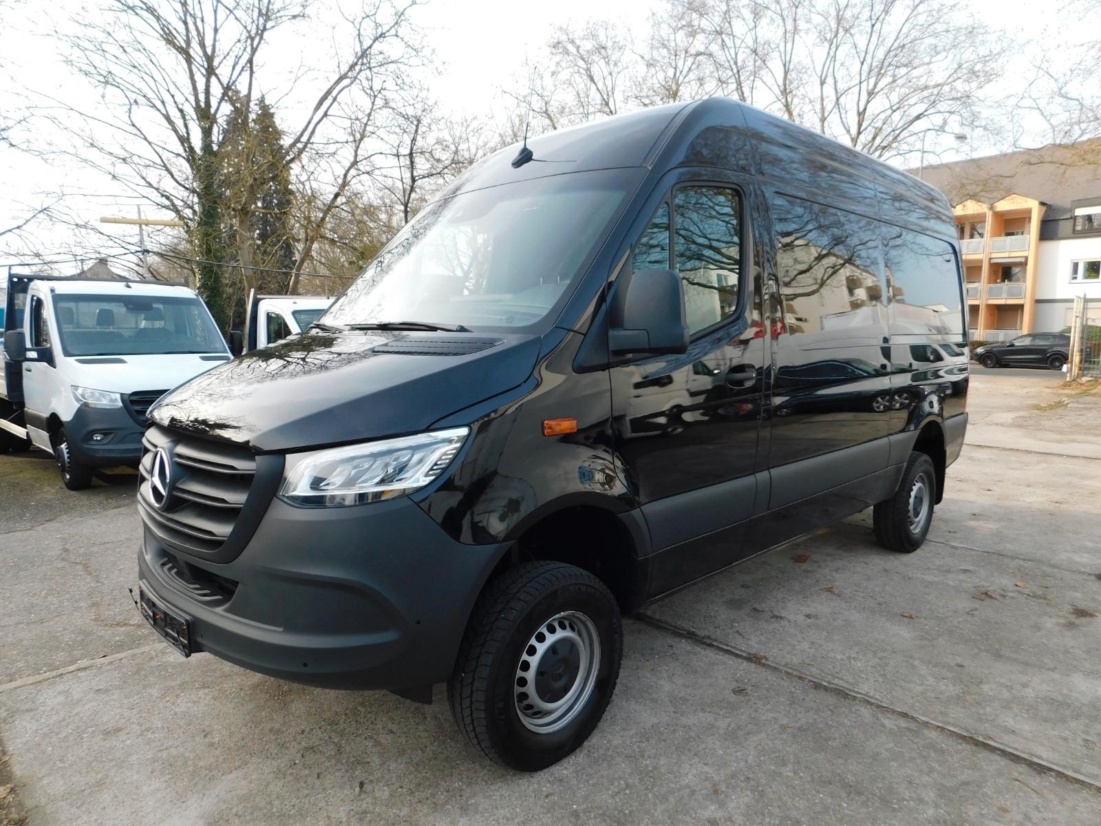 Mercedes-Benz Sprinter 319 CDI V6 3,0L  L2 H2 Allrad 42.718 Km