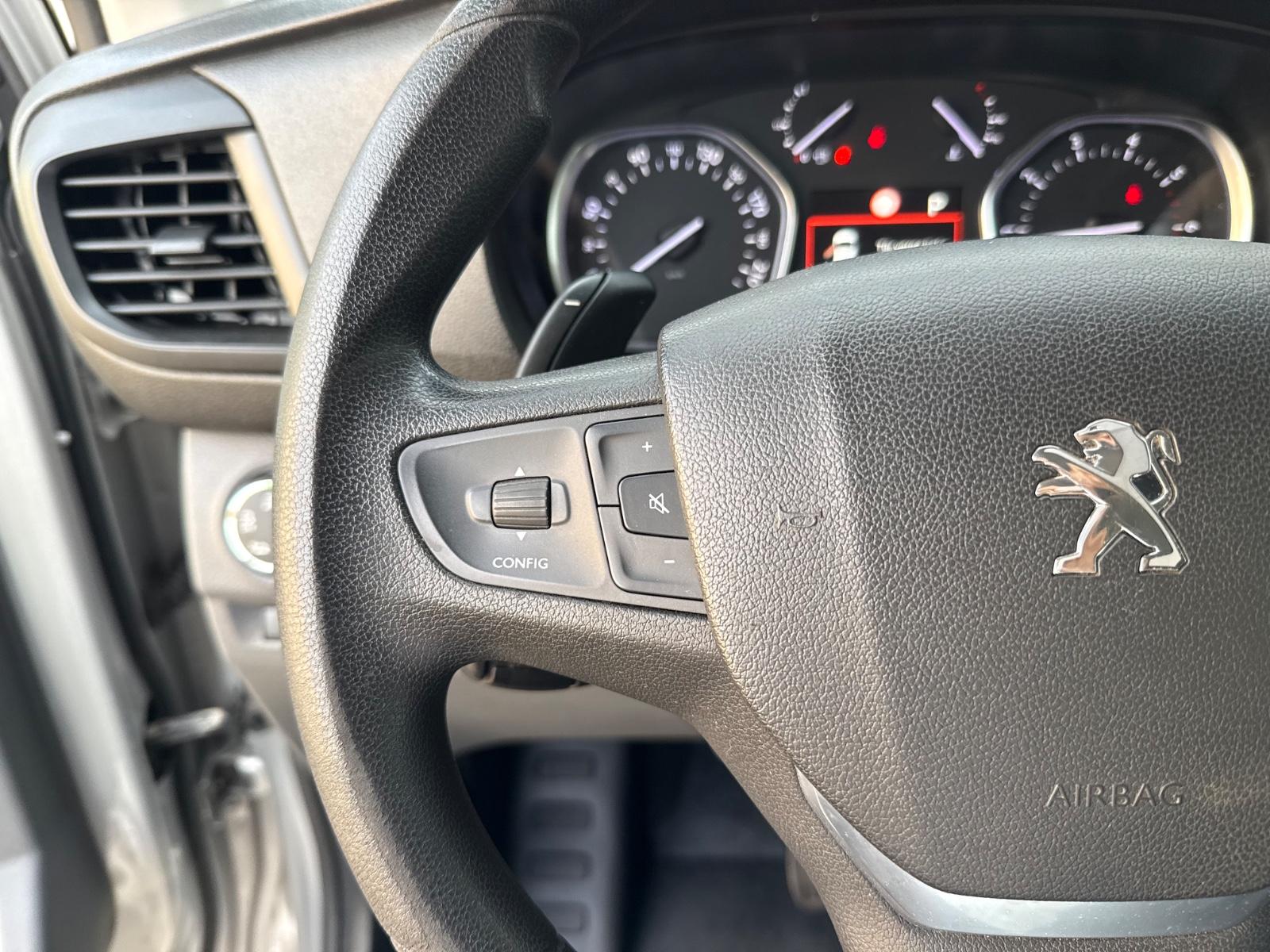 Peugeot Expert L3 Doppelkabine Aut.Navi,Alu,Temp,Euro6