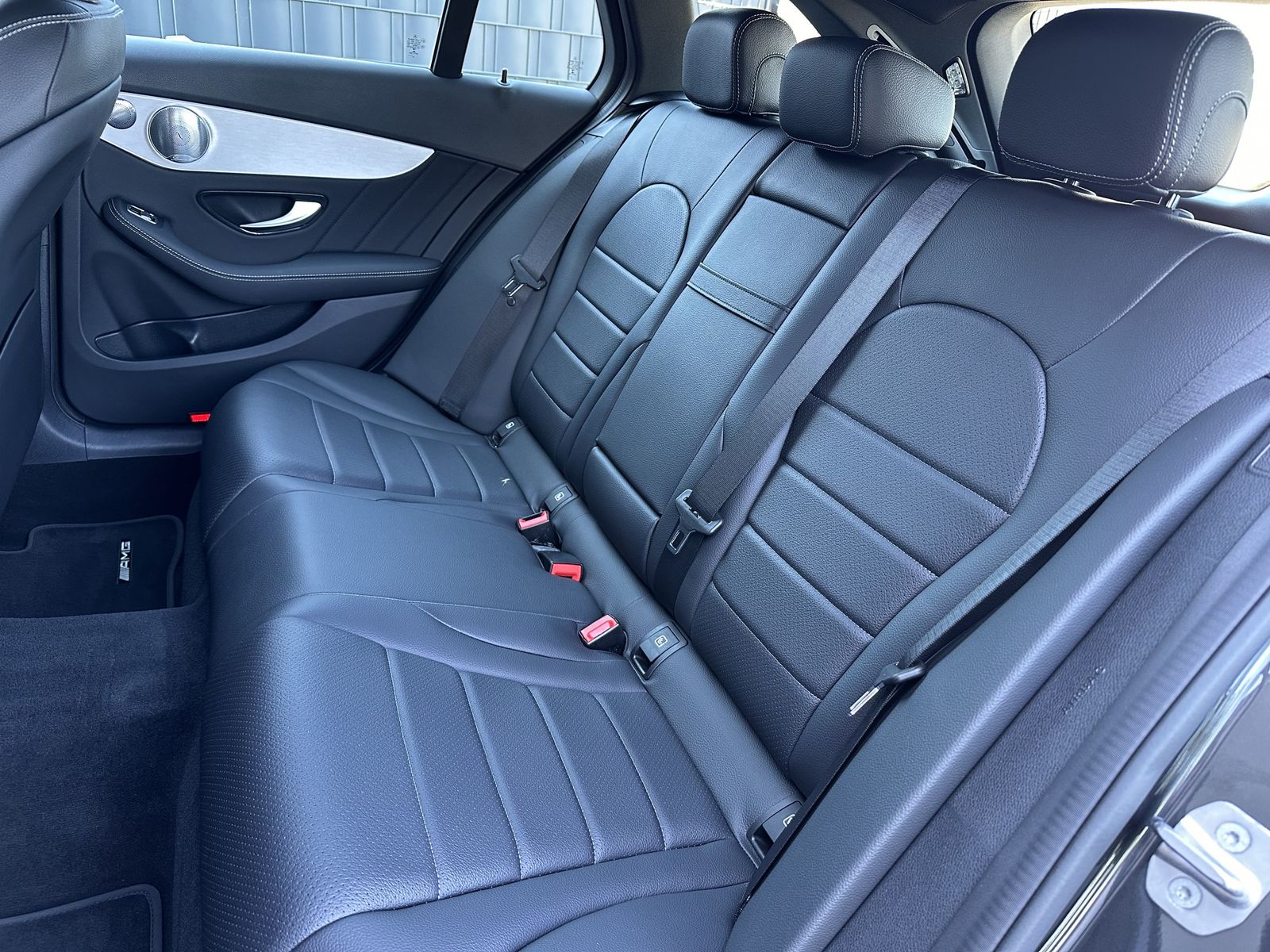 Fahrzeugabbildung Mercedes-Benz C 300d T AMG-Line NAV+LED+BURMESTER+VCOCKPIT+HUD