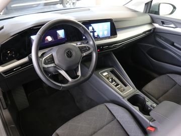 Volkswagen Golf Life 2.0TDI LED NAVIGATION PRO SHZ ACC APP