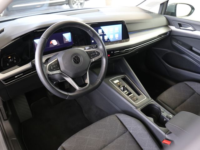 Volkswagen Golf Life 2.0TDI LED NAVIGATION PRO SHZ ACC APP