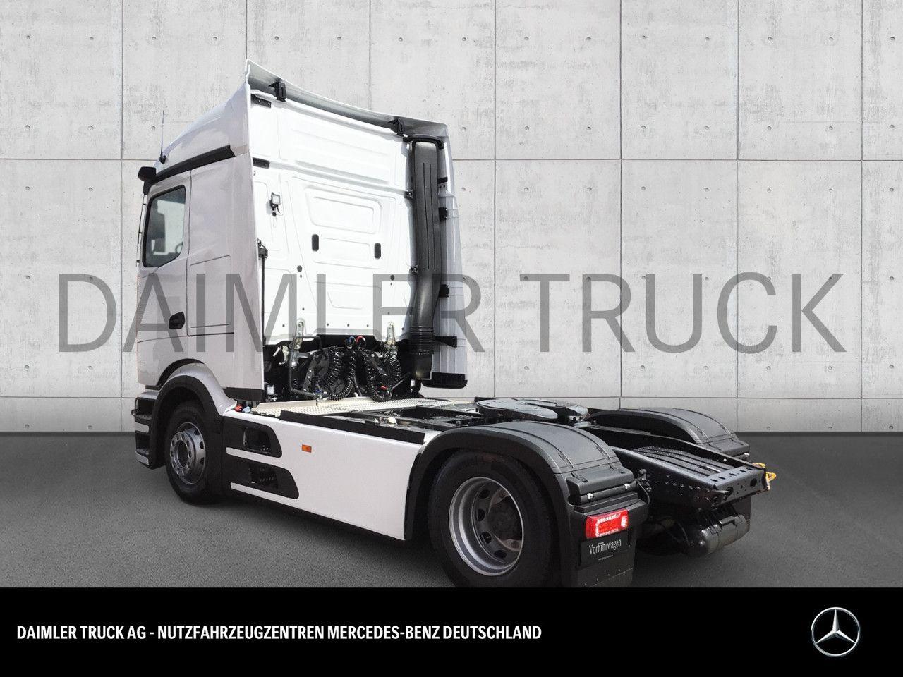 Mercedes-Benz Actros 1845 LS StreamSpace Retarder Standklima