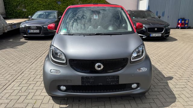 Smart ForTwo Cabrio/Automatik/Navi/Leder/Euro6/66KW*