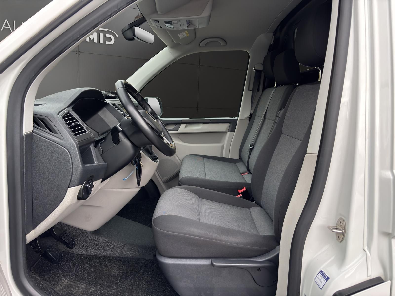 T6 Transporter Kasten 2.0 TDI NAVI RFK ACC LED