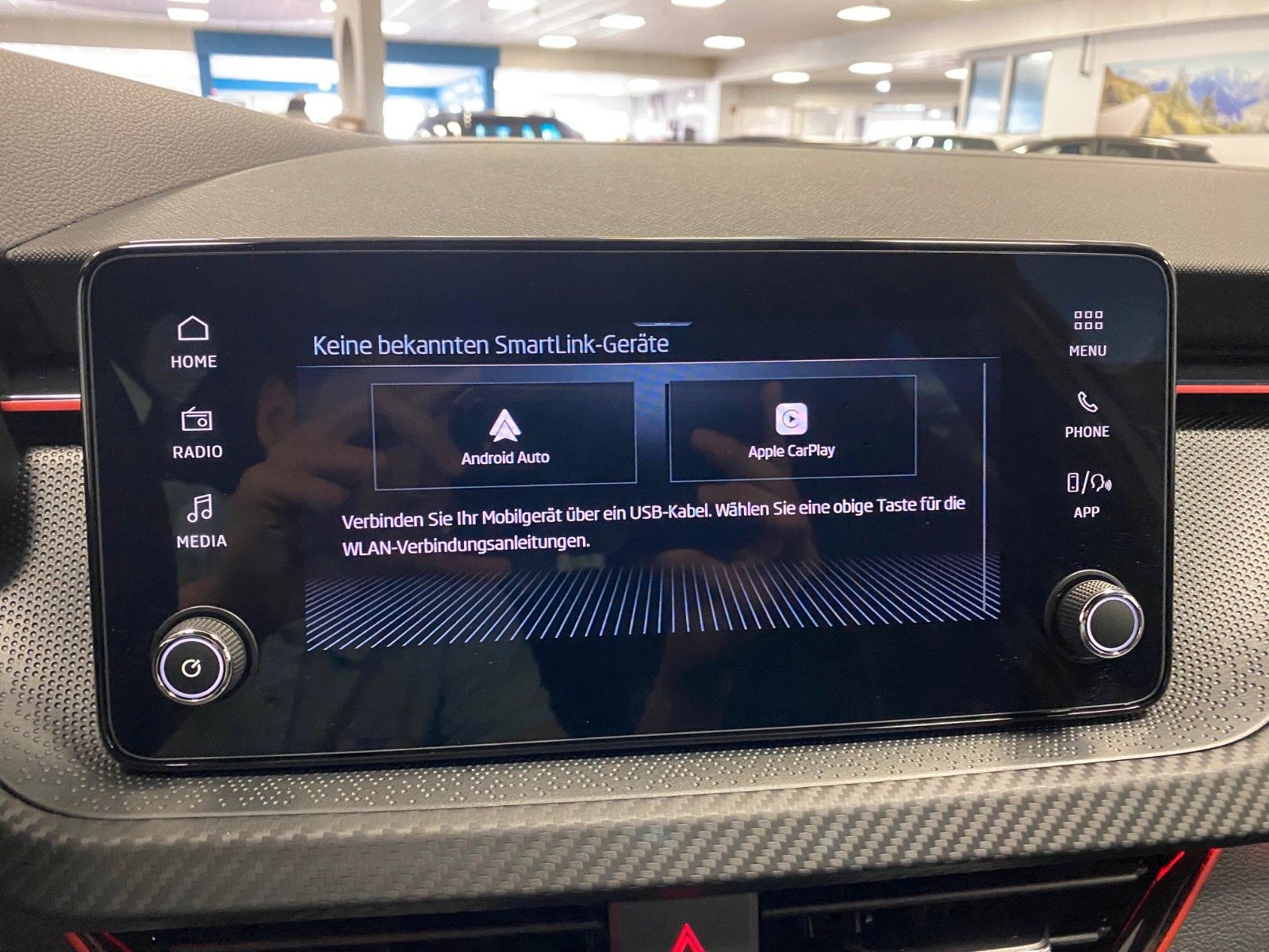 Fahrzeugabbildung SKODA Kamiq 1.5 TSI DSG Monte Carlo+MATRIX+PANORAMA+BC