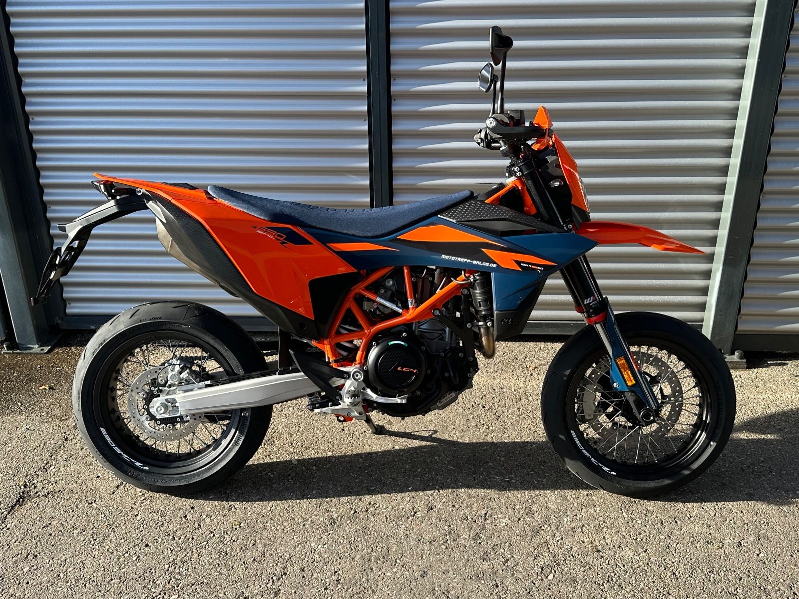 KTM 690 SMC R / 4 JAHRE GARANTIE / "SUMMER DEAL"