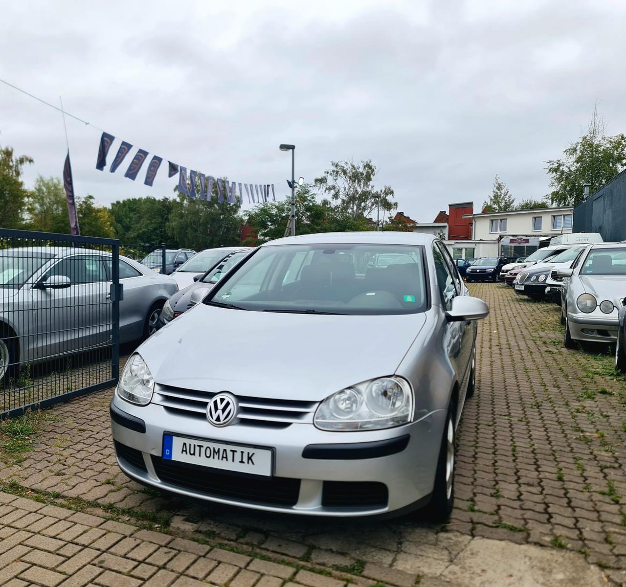 Volkswagen Golf V Lim. Trendline 01-28 INSP.Neu