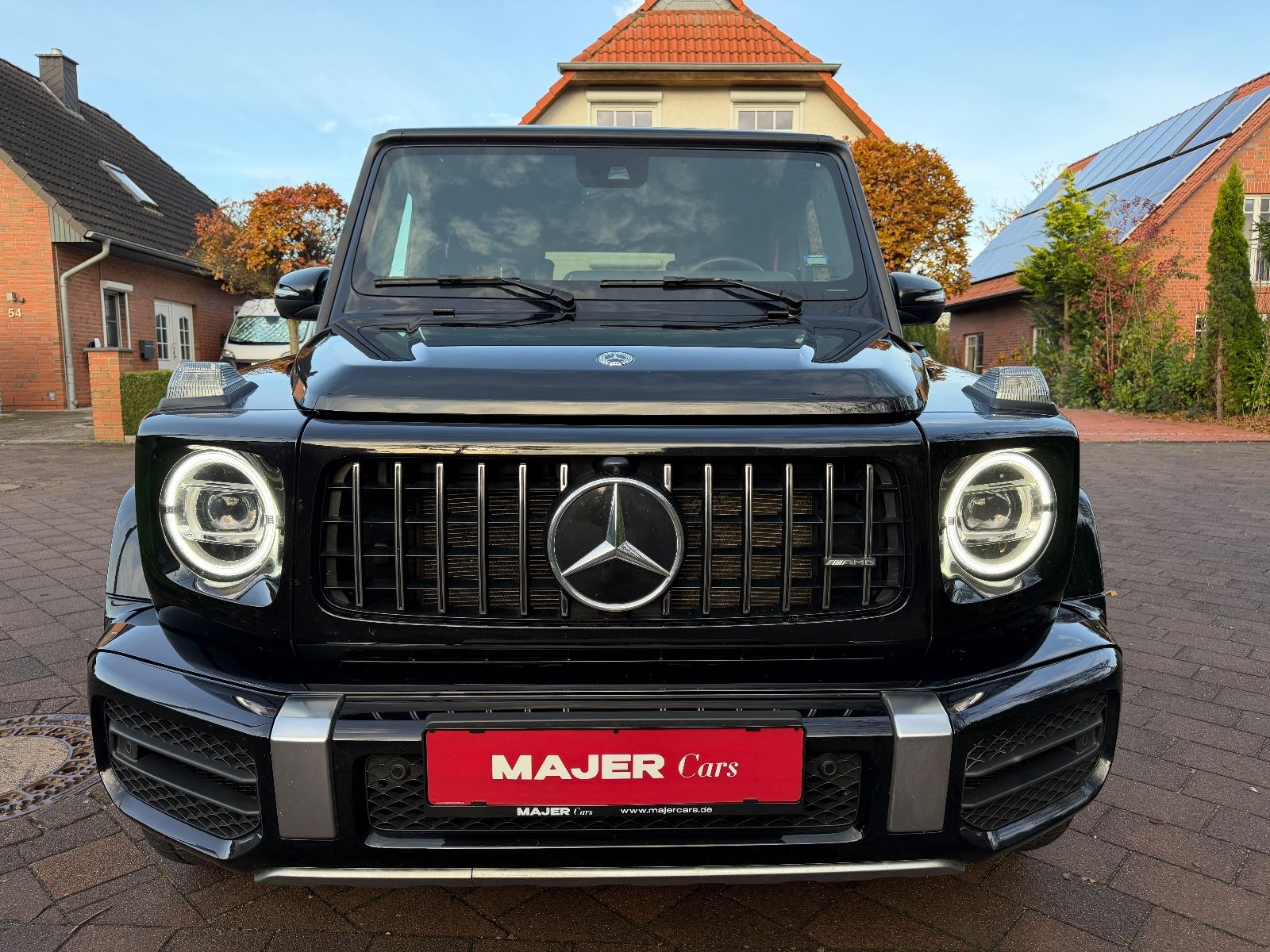 Fahrzeugabbildung Mercedes-Benz G 63 AMG MEMO*BURMESTER*SDACH*ACC*LED*SBELÜFTUNG