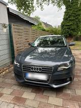 Audi A4 B8 1.8 TFSI 2009 Limousine - Audi A4 mit Benzin-Antrieb: Limousine, 2.8