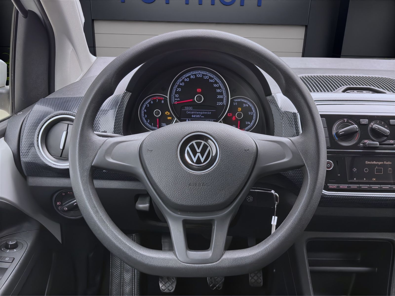 Volkswagen up! - Bild 11