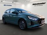 Hyundai i20 Trend "Lichtpaket" - Hyundai i20 mit Benzin-Antrieb: Grün, Kleinwagen