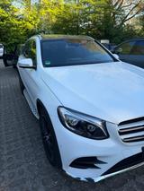 Mercedes-Benz MB GLC300 AMG L Pano ILS Memory AbstTemp 360 Amb - Mercedes-Benz GLC 300 in Oberhausen