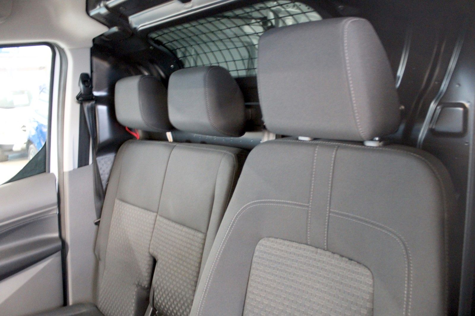 Fahrzeugabbildung Ford Transit Connect TREND L2 Lang KLIMA 3-Sitzer PDC