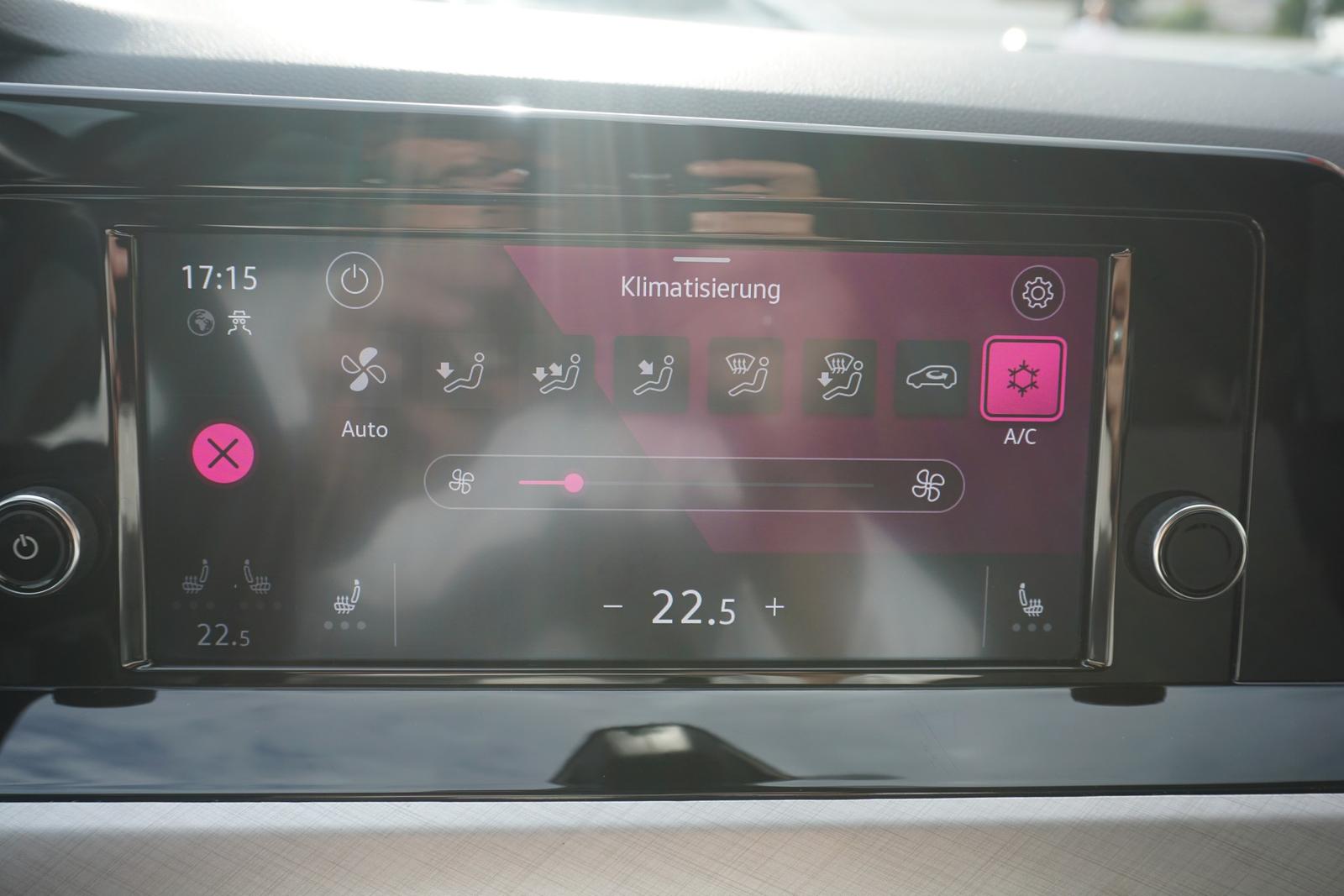 Volkswagen Golf VIII Life eTSI DSG LED Virtual Cockpit, миниатюра 16